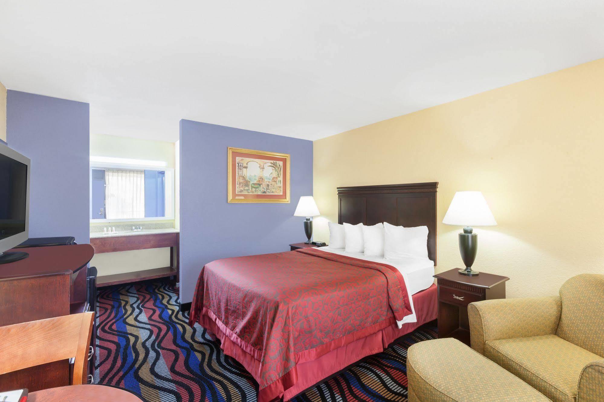 Days Inn By Wyndham Uvalde Ngoại thất bức ảnh
